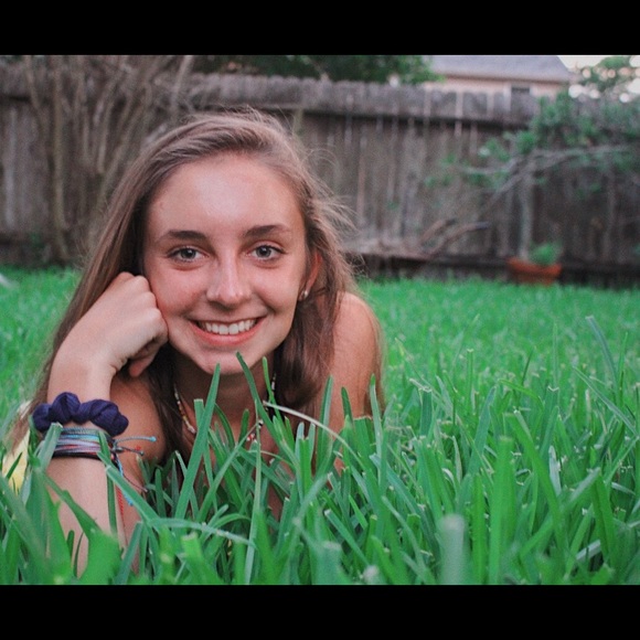 Meet your Posher, Samantha - Picture 4 of 8